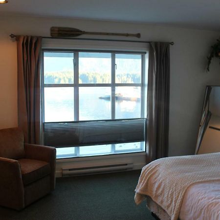 Siennas Harbour House Apartment Tofino Exterior photo